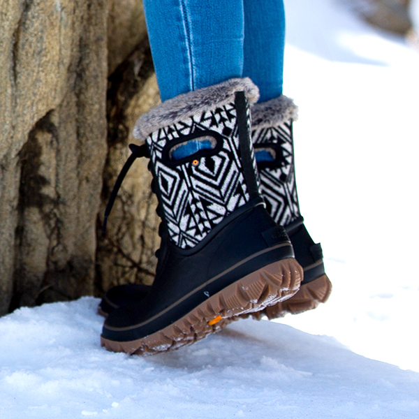bogs insulated boots womens